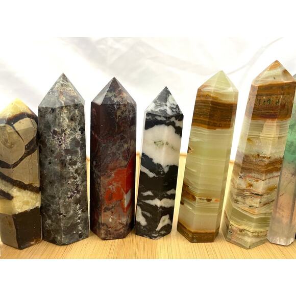 2LB Natural Quartz Stone Obelisk Tower Point Polished Crystal Mixed Lot 12x - Picture 3 of 16